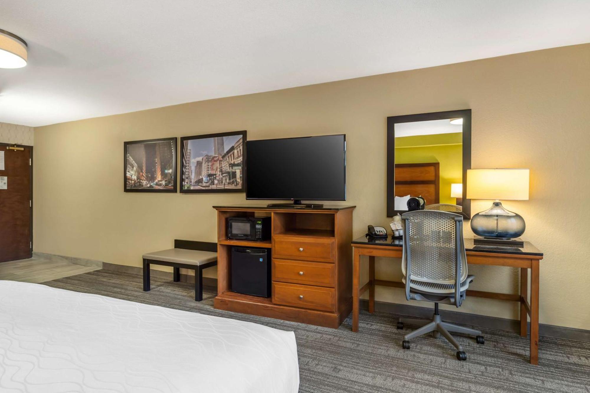 Best Western Plus Houston Energy Corridor Екстериор снимка