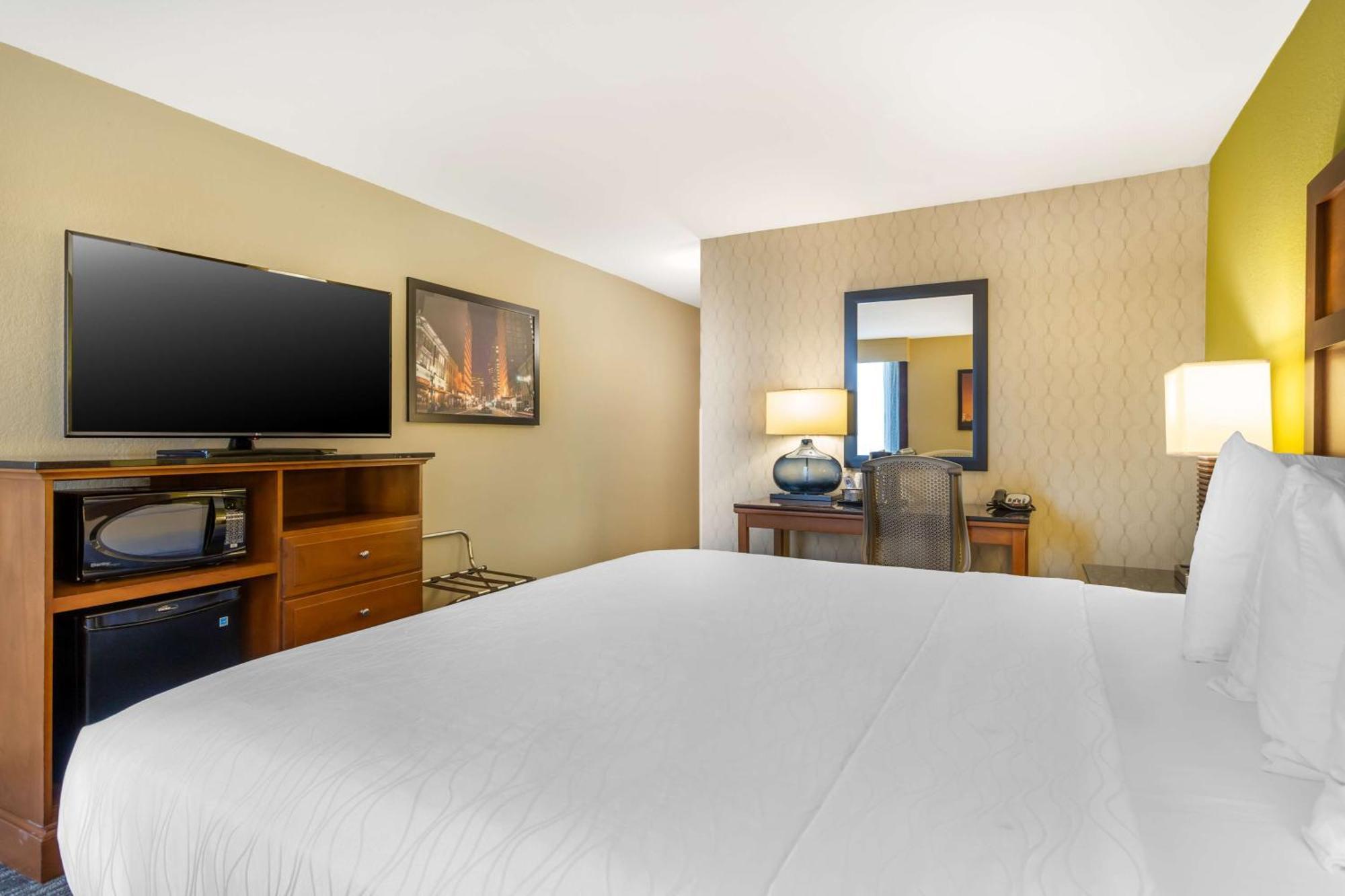 Best Western Plus Houston Energy Corridor Екстериор снимка