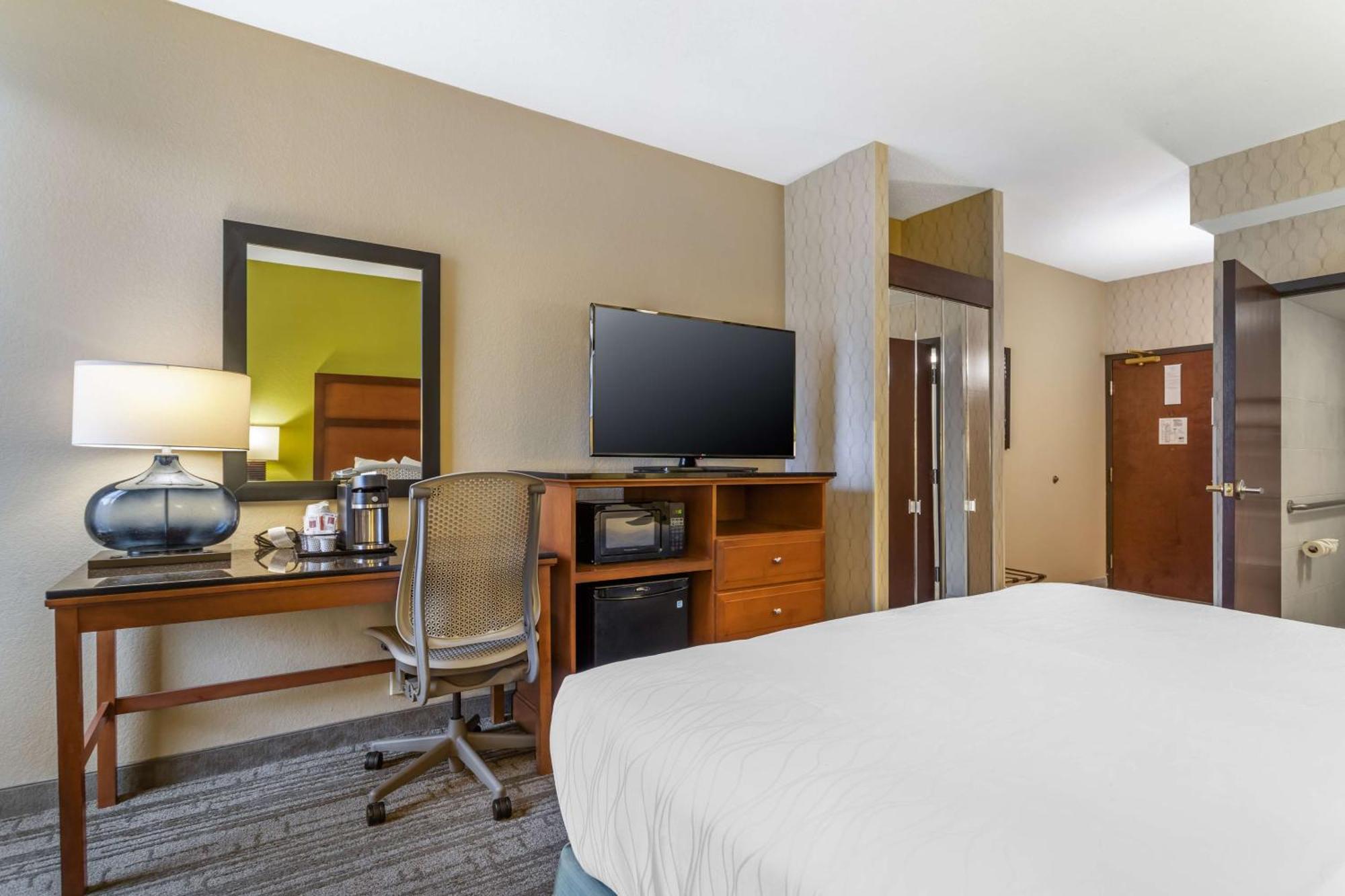 Best Western Plus Houston Energy Corridor Екстериор снимка