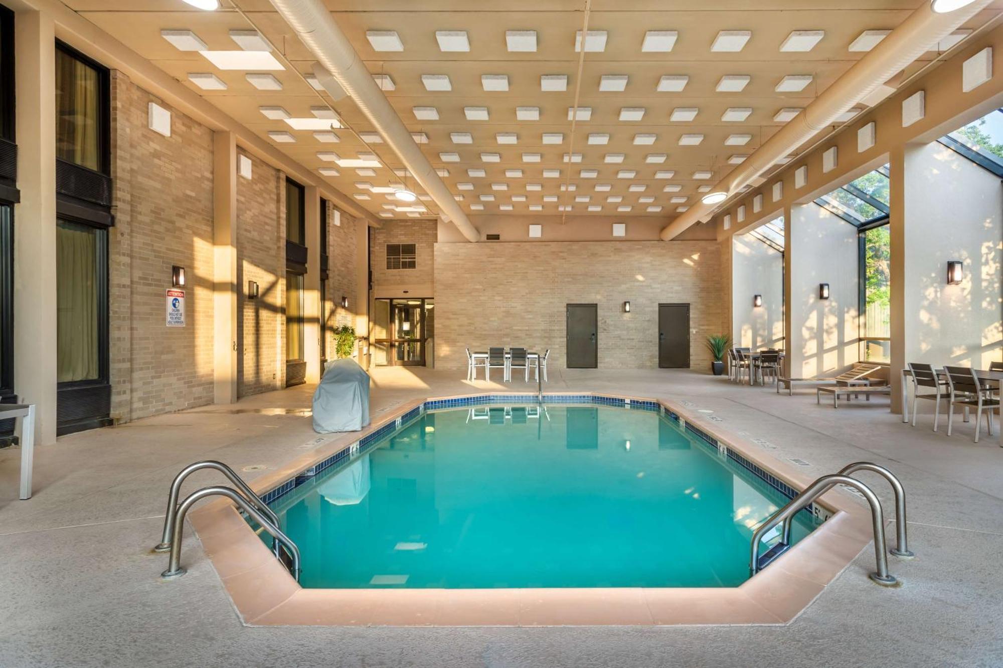 Best Western Plus Houston Energy Corridor Екстериор снимка