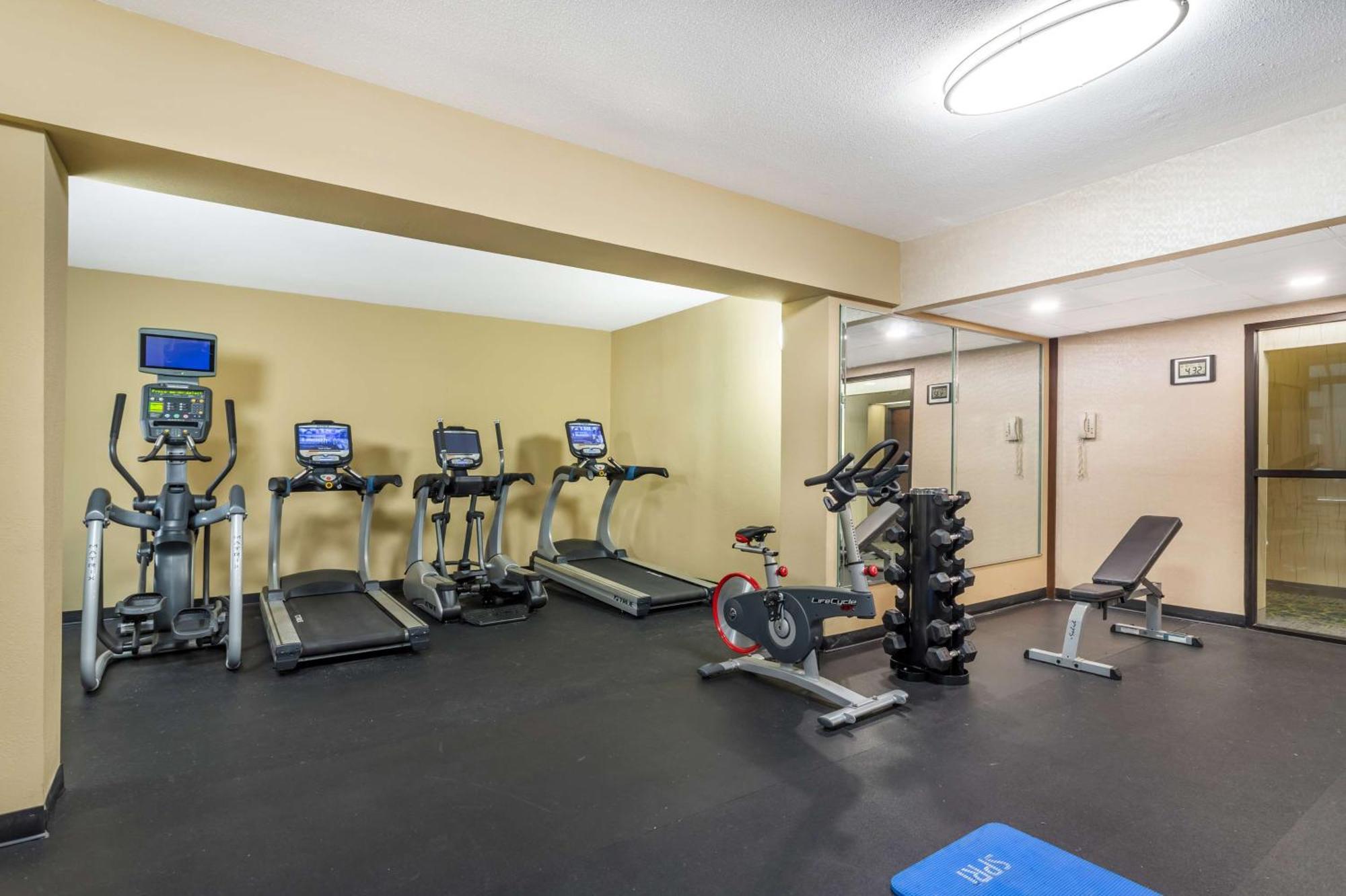 Best Western Plus Houston Energy Corridor Екстериор снимка