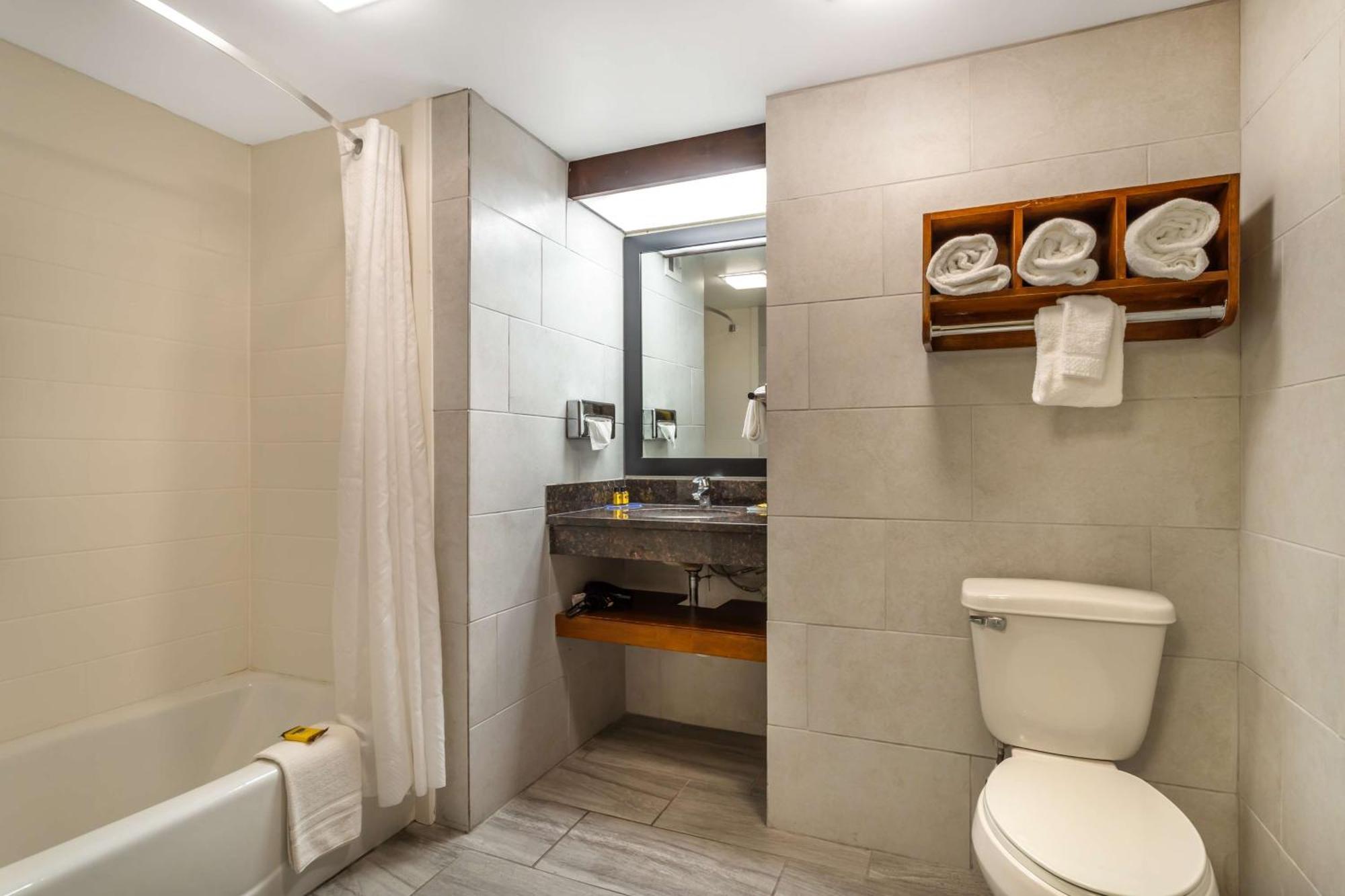 Best Western Plus Houston Energy Corridor Екстериор снимка