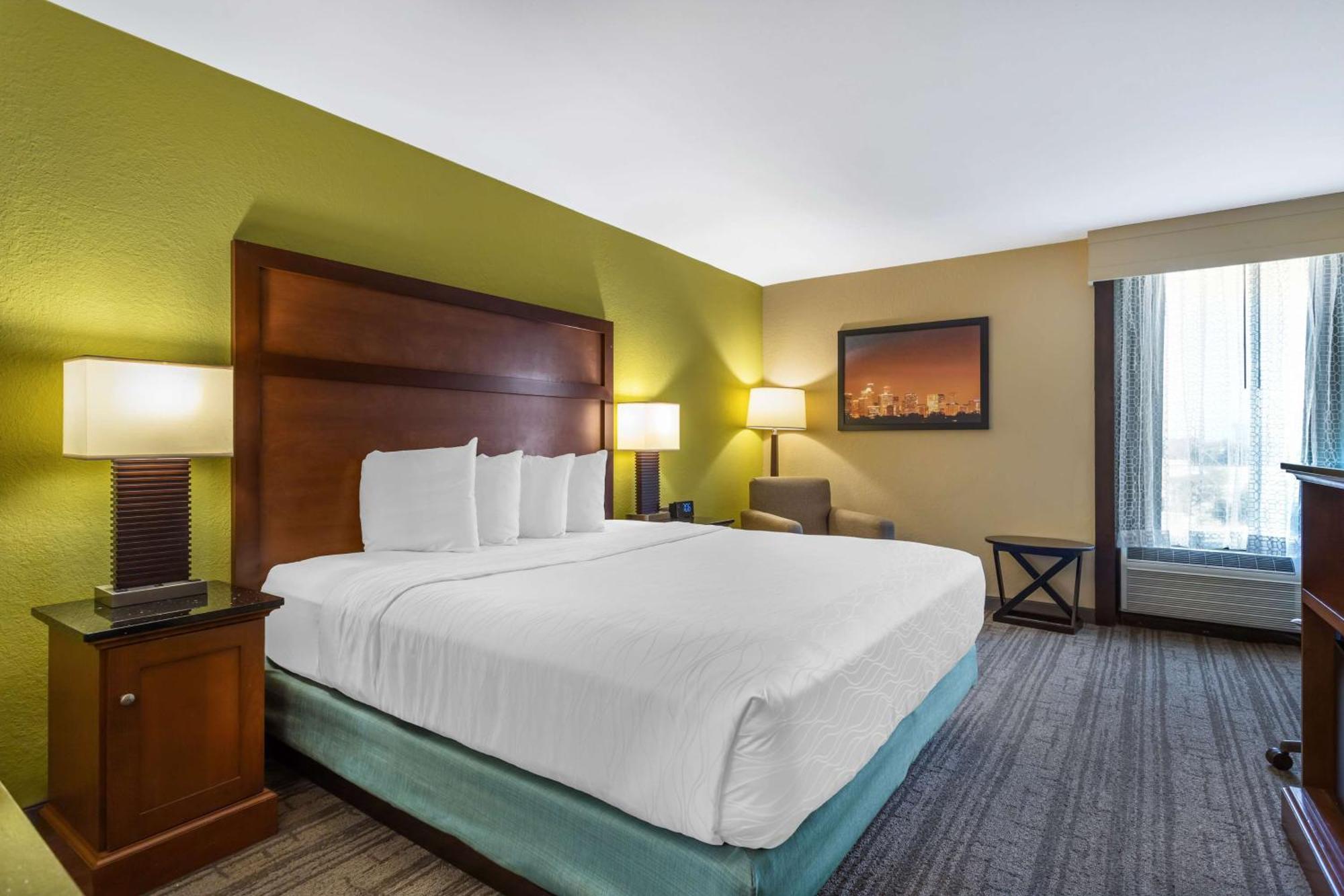 Best Western Plus Houston Energy Corridor Екстериор снимка
